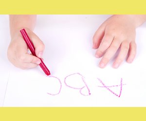Як підготувати руку дитини до письма