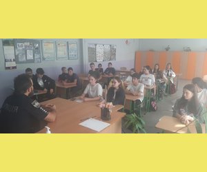 25 вересня. Шкільний офіцер поліції провів в 8В, 8Б класах профілактичні бесіди про обов'язки,  відповідальність дітей, права, правила та культуру поведінки і спілкування у школі та за її межами.